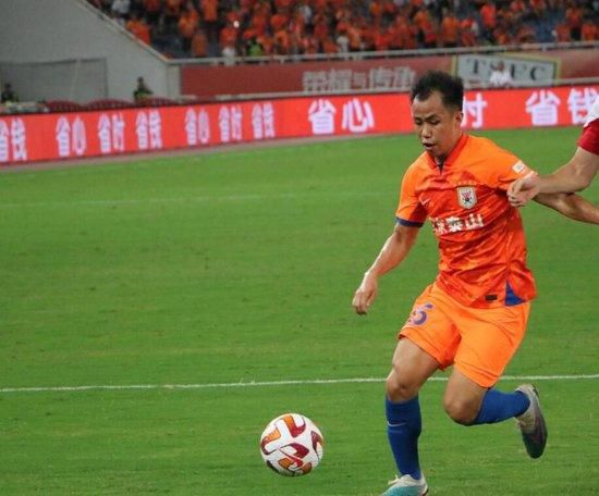 在对阵阿尔梅里亚后，巴萨将赴达拉斯踢一场友谊赛，圣诞假期回来后还要去踢西班牙超级杯。